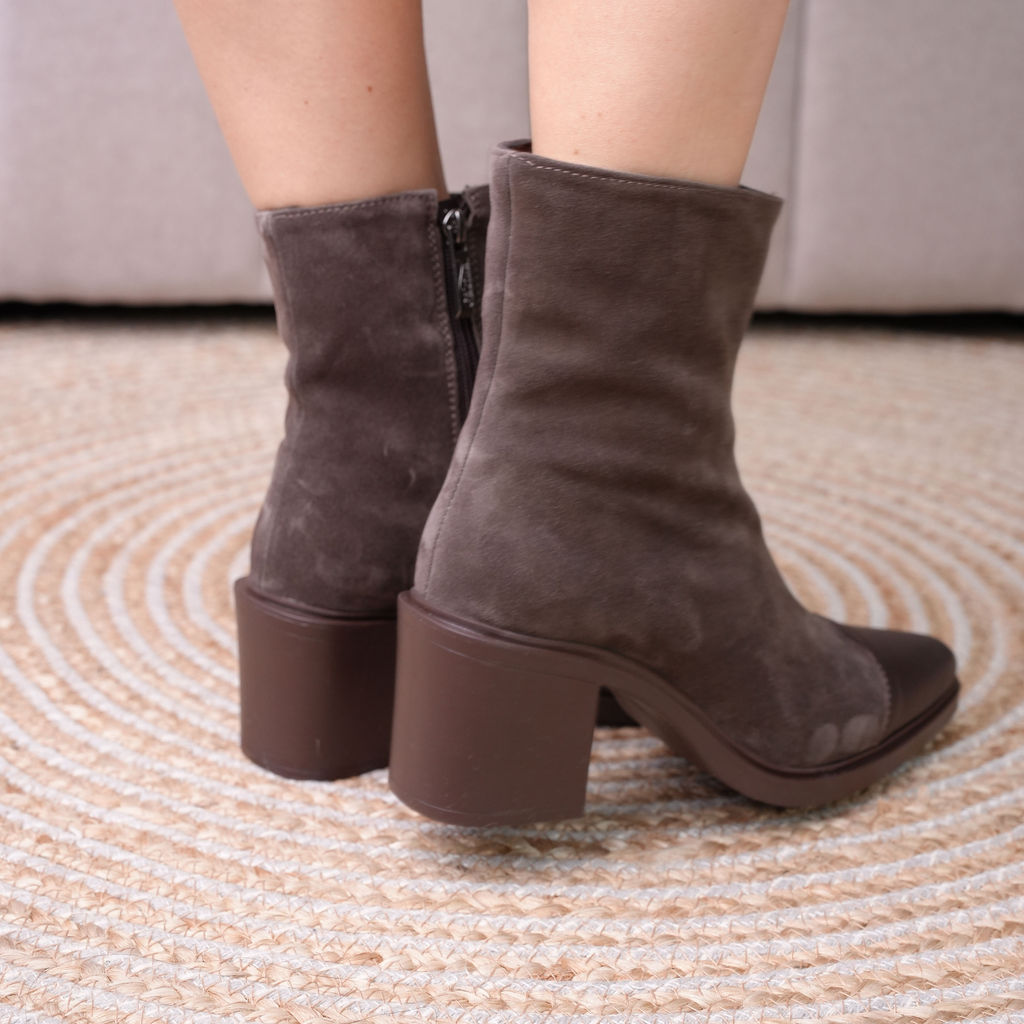Елегантни  боти - Brown Poise - 682-31-